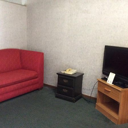 Tide Water Motel Hayes Ordinary Экстерьер фото