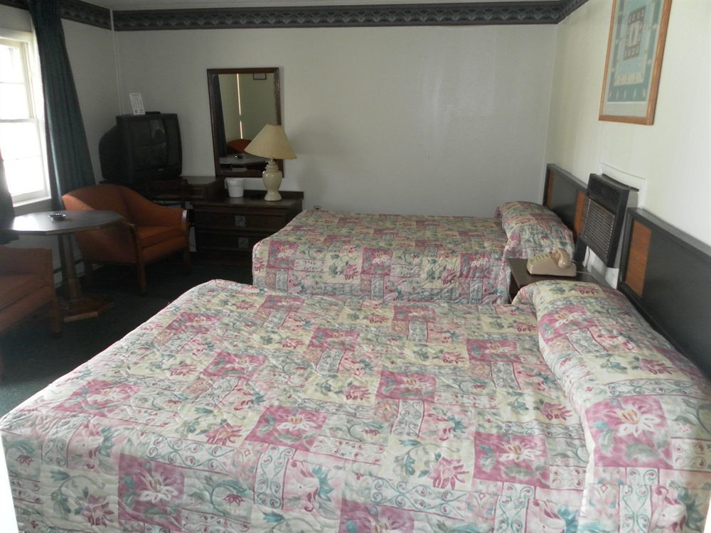 Tide Water Motel Hayes Ordinary Экстерьер фото