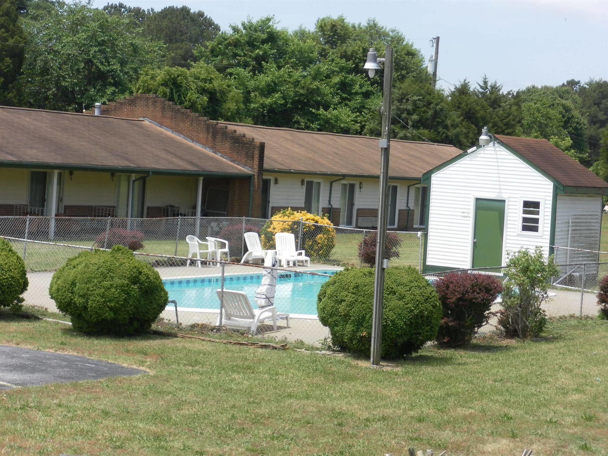 Tide Water Motel Hayes Ordinary Экстерьер фото